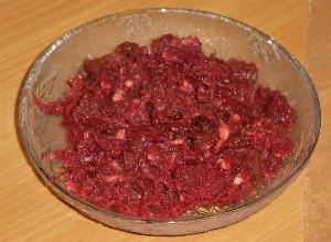 Rohes Katzenfutter aus der Tiefkühltruhe (Dezember 2003)